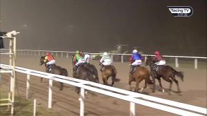 Video preview image for Chelmsford City 17:15 - Racing Welfare Selling Stakes (6)