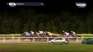 Video preview image for Dundalk 19:00 - Irish Stallion Farms European Breeders Fund Fillies Maiden