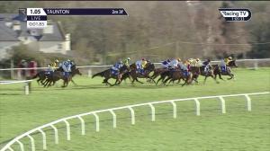 Video preview image for Taunton 13:05 - Summerfield Developments Handicap Hurdle (5) (Div 1)