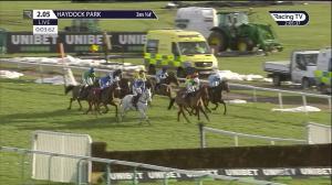 Video preview image for Haydock Park 14:05 - Unibet Extra Place Races Every Day Handicap Hurdle (3)