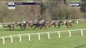 Video preview image for Taunton 14:45 - Invest Southwest Seniors' Handicap Hurdle (2)