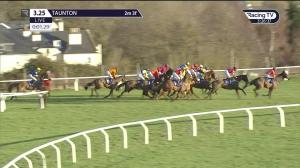 Video preview image for Taunton 15:25 - Summerfield Developments Handicap Hurdle (5) (Div 2)