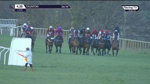 Video preview image for Taunton 16:30 - C & D Southwest Mares' Standard Open National Hunt Flat (5)