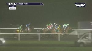 Video preview image for Kempton Park 18:50 - Unibet Casino Deposit £10 Get £40 Bonus Handicap (5) (Div 2)