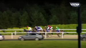 Video preview image for Dundalk 17:30 - Hollywoodbets Horse Racing and Sports Betting Handicap