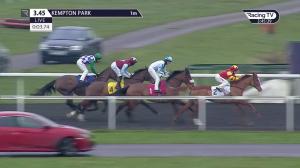 Video preview image for Kempton Park 15:45 - Unibet Extra Place Offers Every Day Fillies' Handicap (Qualifier) (4)