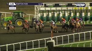 Video preview image for Kempton Park 18:00 - Bet At racingtv.com Classified Stakes (6) (Div 1)