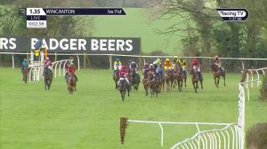Video preview image for Wincanton 13:35 - Southwest Syndicate Novices' Hurdle (3)