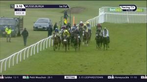 Video preview image for Musselburgh 15:10 - Bet365 Handicap Hurdle (Qualifier) (4)