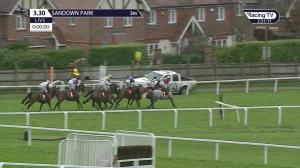 Video preview image for Sandown Park 15:30 - Virgin Bet Masters Handicap Chase (2)