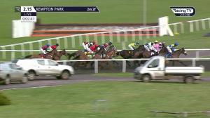 Video preview image for Kempton Park 14:15 - Bet Better With Vbet "Jumpers' Bumper" National Hunt Flat (5)