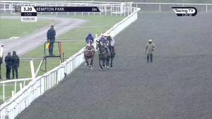 Video preview image for Kempton Park 15:20 - Play 5Up For Free At Vbet "Jumpers' Bumper" National Hunt Flat (4)