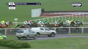Video preview image for Kempton Park 15:50 - Follow @vbet_UK On Twitter "Jumpers' Bumper" National Hunt Flat (4)