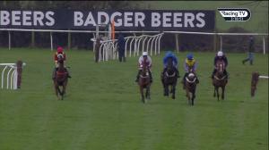 Video preview image for Wincanton 15:18 - Betway Kingwell Hurdle (Grade 2) (1)
