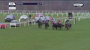 Video preview image for Taunton 15:05 - Geoffrey Bosley 'Tally Ho' Handicap Chase (4)