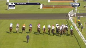 Video preview image for Kempton Park 15:35 - Close Brothers Handicap Chase (Grade 3) (1)