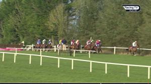 Video preview image for Gowran Park 16:20 - 5 Star Lyrath Estate Hotel Beginners Chase 
