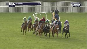 Video preview image for Wetherby 16:20 - Join Racing TV Now Handicap Hurdle (Qualifier) (3)