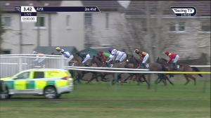 Video preview image for Ayr 15:42 - Virgin Bet Handicap Hurdle (3)