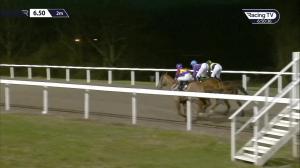 Video preview image for Chelmsford City 18:50 - chelmsfordcityracecourse.com Conditions Stakes (Qualifier) (2)