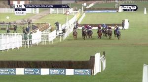 Video preview image for Stratford-on-Avon 15:03 - pointtopoint.co.uk Novices' Hunters' Chase (6)
