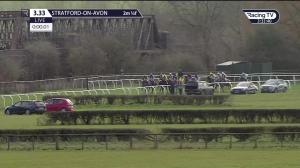 Video preview image for Stratford-on-Avon 15:33 - 100% RacingTV Profits Back To Racing Maiden Open National Hunt Flat (5)
