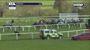 Video preview image for Taunton 16:40 - Bryony Cullen's Fabulous 50th Handicap Chase (5)
