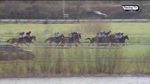 Video preview image for Huntingdon 13:45 - Mansionbet Cheltmas Bet £10 Get £20 Mares' Handicap Hurdle (5)