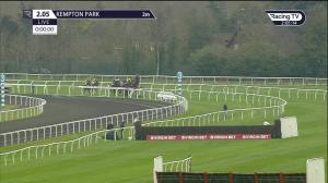 Video preview image for Kempton Park 14:05 - Virgin Bet Novices' Limited Handicap Chase (3)