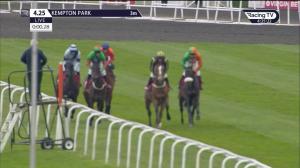 Video preview image for Kempton Park 16:25 - Virgin Bet Free Bets For Winners Handicap Chase (4)