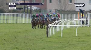 Video preview image for Kelso 15:10 - William Hill Leading Racecourse Bookmaker Novices' Hurdle (4)