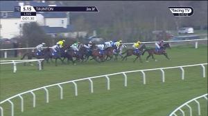 Video preview image for Taunton 17:15 - Summerfield Developments Mares' Novices' Handicap Hurdle (5)