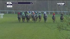 Video preview image for Taunton 16:45 - Porter Dodson Solicitors & Advisors Handicap Hurdle (5)