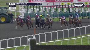 Video preview image for Kempton Park 17:05 - Play Ladbrokes 1-2-free On Football Handicap (6) (Div 2)