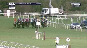 Video preview image for Stratford-on-Avon 16:25 - 100% RacingTV Profits Back To Racing Handicap Hurdle (5) (Div 1)