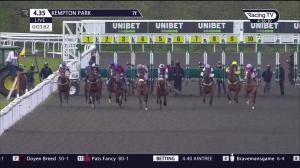 Video preview image for Kempton Park 16:35 - Bet At racingtv.com Median Auction Maiden Stakes (6) (Div 1)