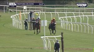 Video preview image for Stratford-on-Avon 12:50 - Join Racing TV Now Novices' Hurdle (4)