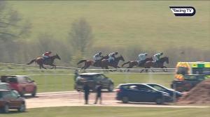 Video preview image for Wincanton 14:15 - Wincanton 18 Holes Golf Handicap Hurdle (3)