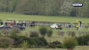 Video preview image for Ludlow 15:15 - Visit racingtv.com Novices' Handicap Hurdle (4)