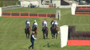 Video preview image for Perth 14:30 - British EBF William Hill Gold Castle 'National Hunt' Novices' Hurdle (Listed) (1)