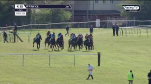Video preview image for Warwick 16:15 - racingtv.com Standard Open National Hunt Flat (5)