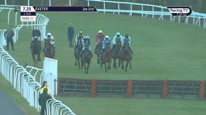 Video preview image for Exeter 19:25 - Visit Heavitree heavitreebrewery.co.uk Novices' Handicap Hurdle (5)