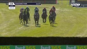 Video preview image for Sandown Park 16:50 - Bet365 Josh Gifford Novices' Handicap Chase (2)