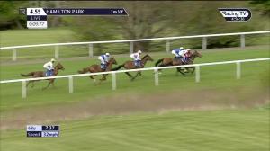Video preview image for Hamilton Park 16:55 - Follow @mansionbet Maiden Stakes (5)