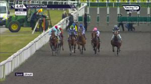 Video preview image for Kempton Park 18:40 - Unibet Extra Place Offers Every Day Handicap (5)