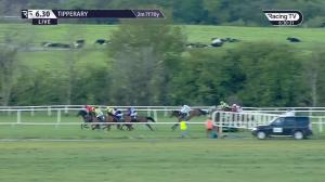 Video preview image for Tipperary 18:30 - Glenview and Rathbarry Stud Maiden Hunters Chase