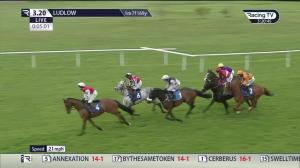 Video preview image for Ludlow 15:20 - Vobe Electrics Handicap Hurdle (3)