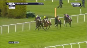 Video preview image for Sandown Park 17:25 - Casumo Bet 10 Get 10 EBF Fillies' Novice Stakes (4)