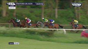 Video preview image for Stratford-on-Avon 20:10 - 25 Club Handicap Chase (3)