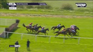 Video preview image for Huntingdon 14:05 - Thank You Roundwood Gin Handicap Chase (5)